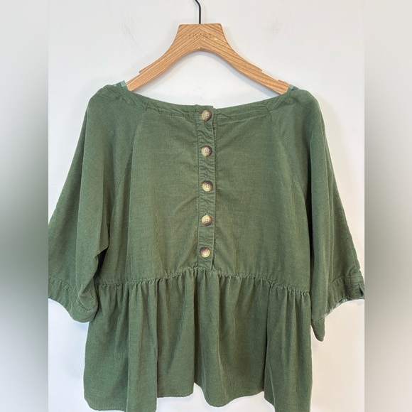 Anthropologie Maeve Green Corduroy
Button Back Top , sz : medium - Picture 7 of 11